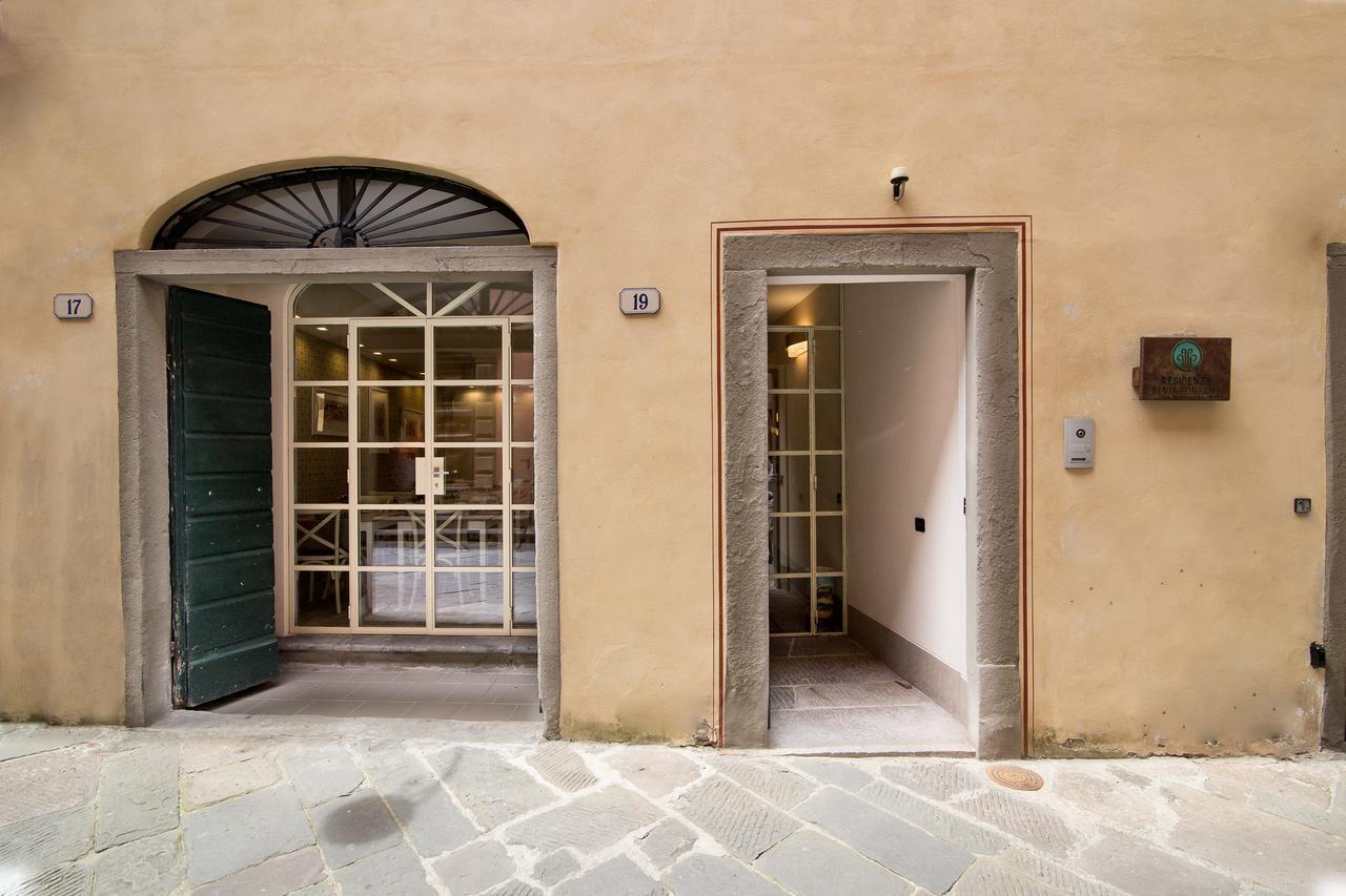 B&B Residenza Di Via Fontana Lucca Ngoại thất bức ảnh