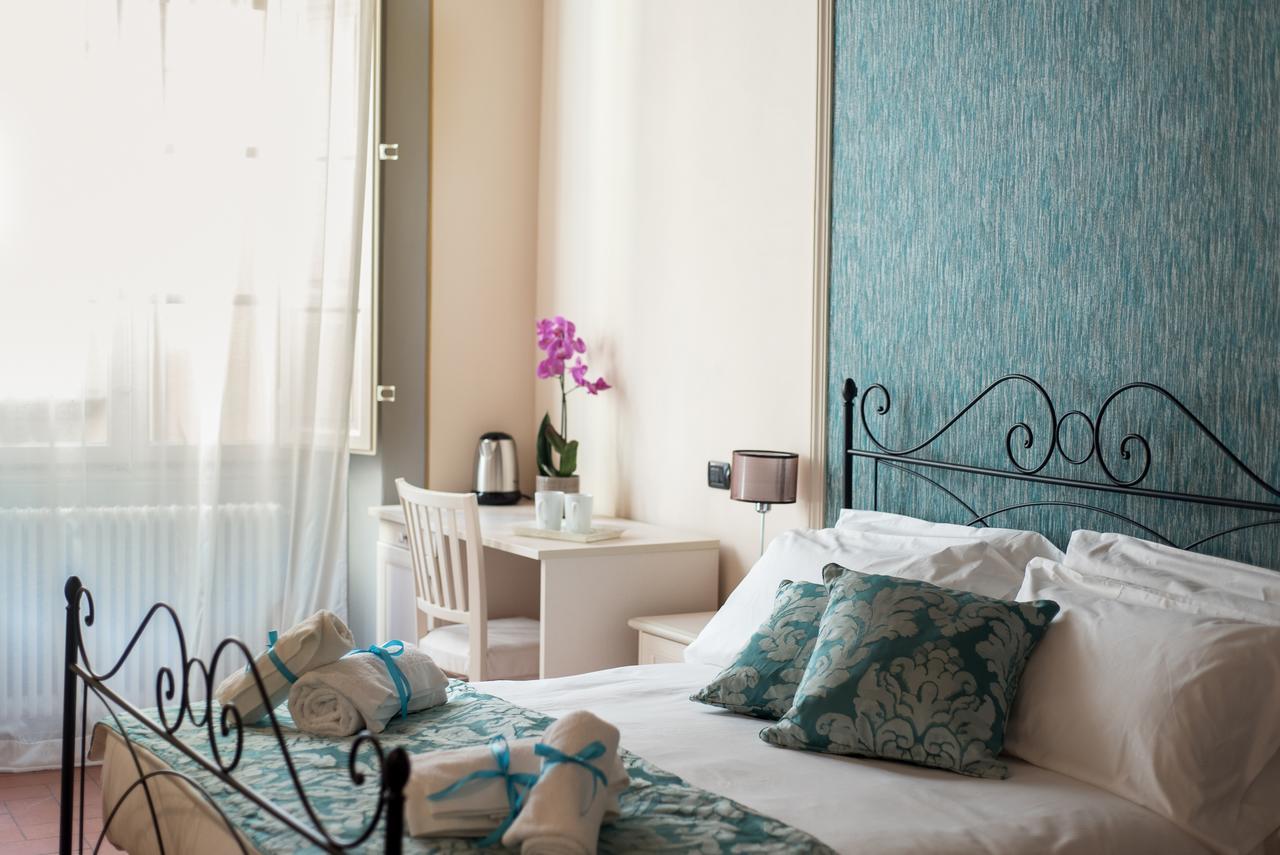 B&B Residenza Di Via Fontana Lucca Ngoại thất bức ảnh