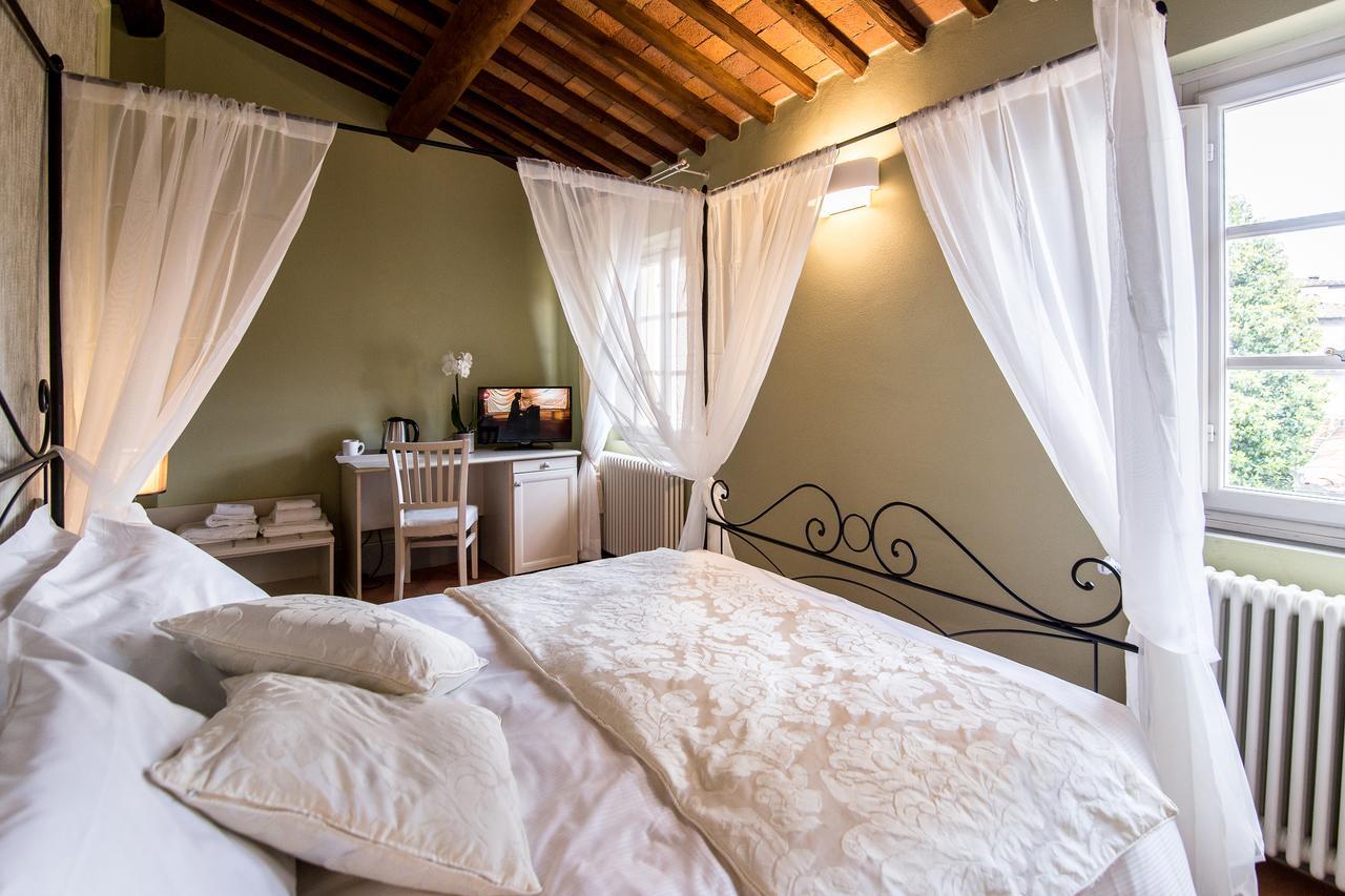B&B Residenza Di Via Fontana Lucca Ngoại thất bức ảnh