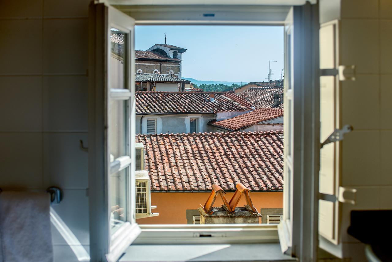 B&B Residenza Di Via Fontana Lucca Ngoại thất bức ảnh