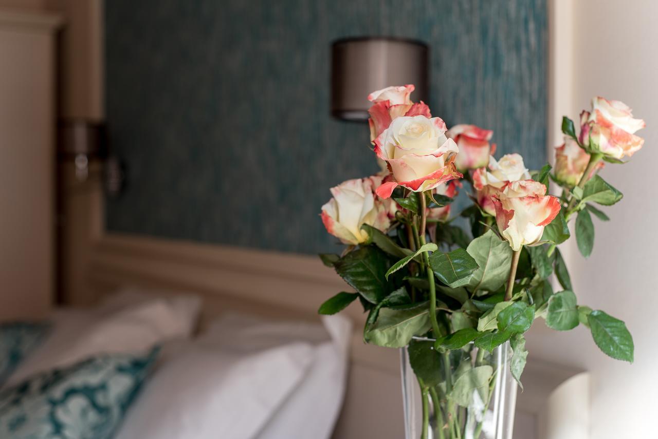 B&B Residenza Di Via Fontana Lucca Ngoại thất bức ảnh