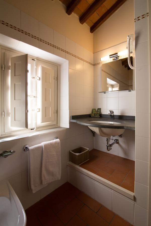 B&B Residenza Di Via Fontana Lucca Ngoại thất bức ảnh