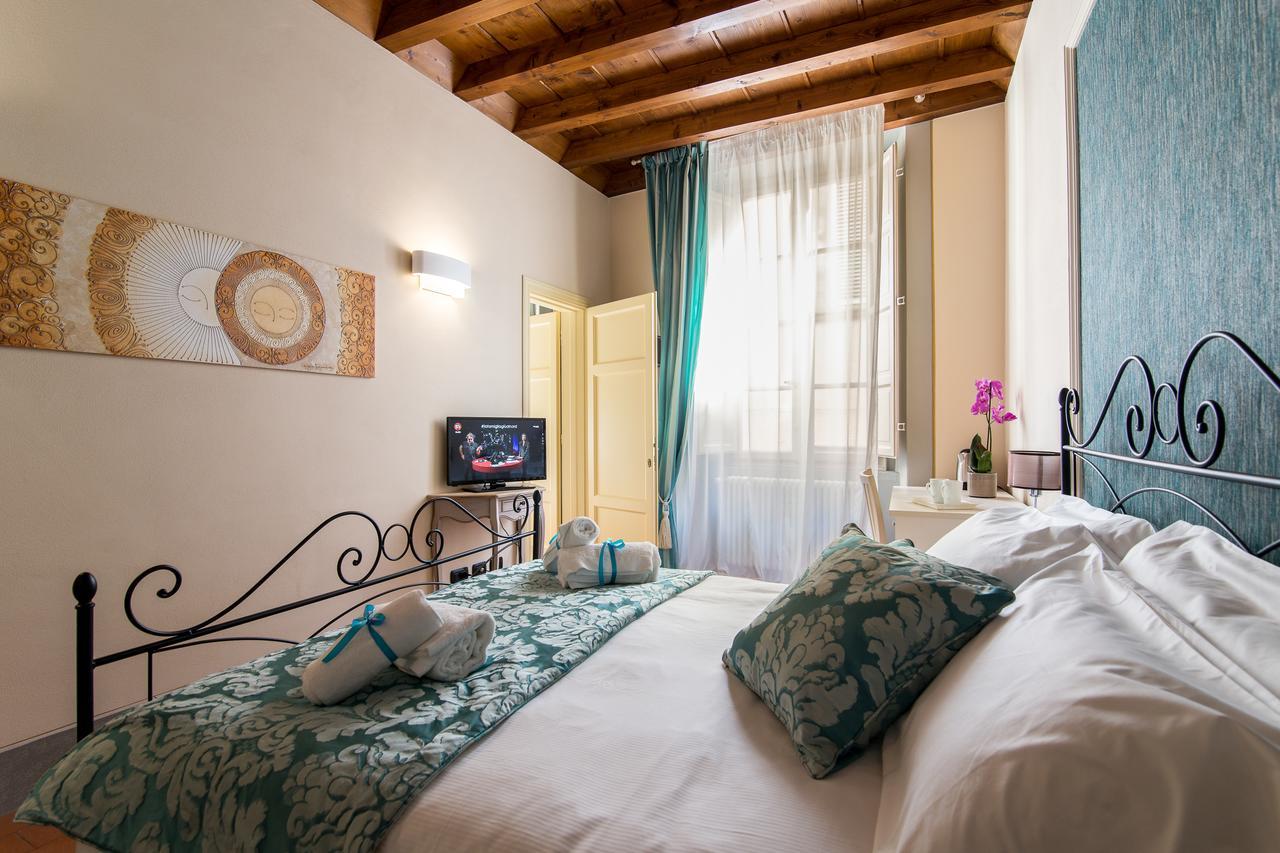 B&B Residenza Di Via Fontana Lucca Ngoại thất bức ảnh