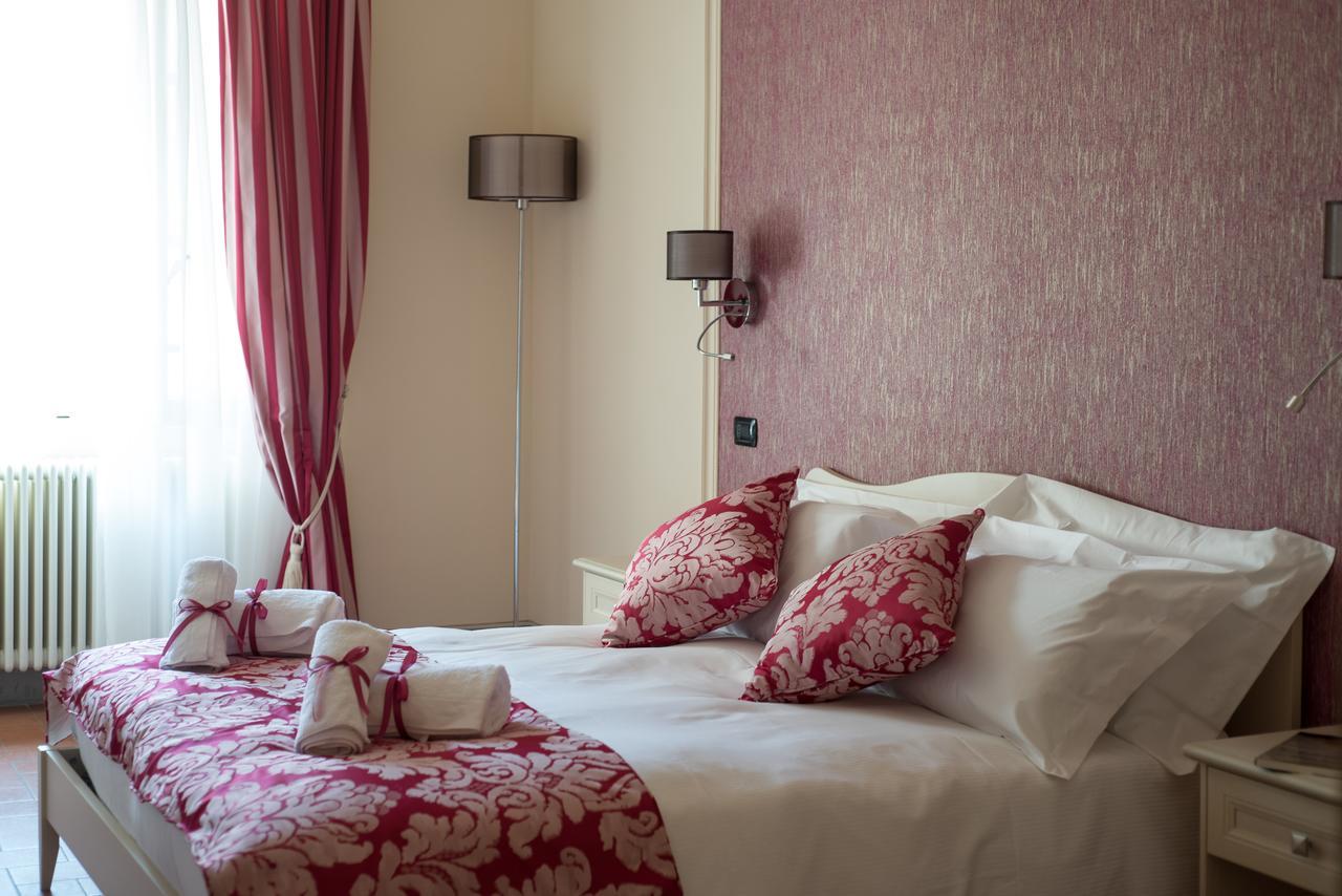 B&B Residenza Di Via Fontana Lucca Ngoại thất bức ảnh